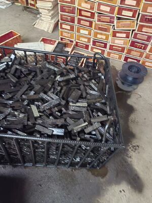slip, slips, vice jaw strip, grip, grips for drill rod, jaw strip,